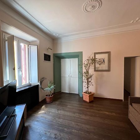 Bed and Breakfast Relais La Fornarina Roma Esterno foto