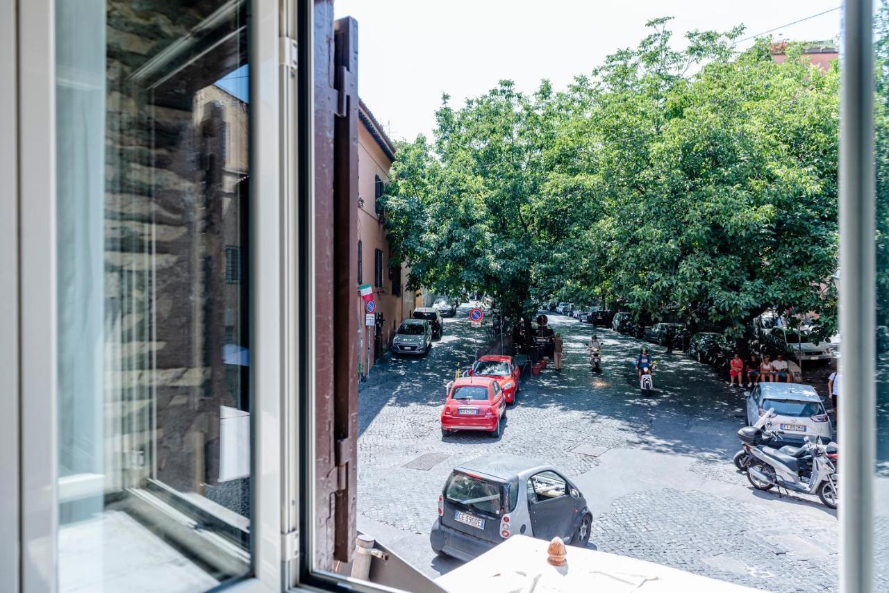 Bed and Breakfast Relais La Fornarina Roma Esterno foto