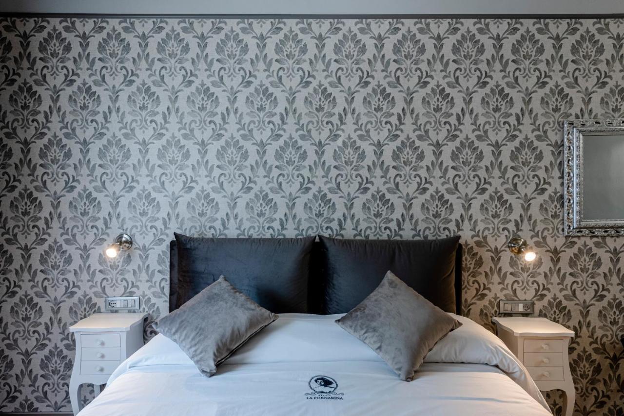 Bed and Breakfast Relais La Fornarina Roma Esterno foto