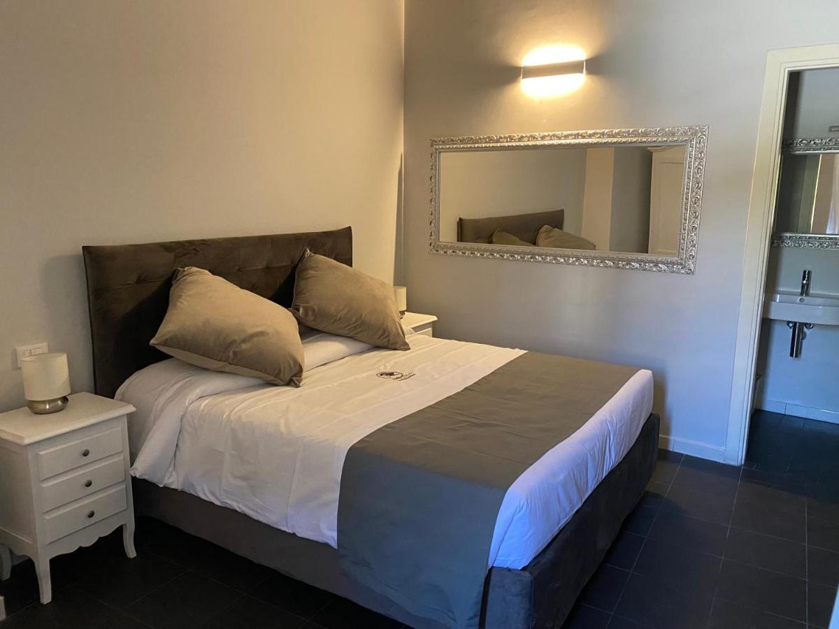 Bed and Breakfast Relais La Fornarina Roma Esterno foto