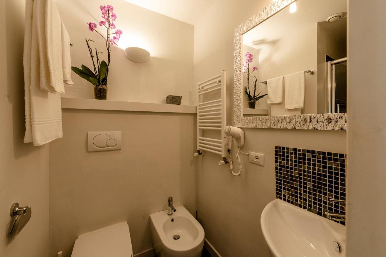 Bed and Breakfast Relais La Fornarina Roma Esterno foto