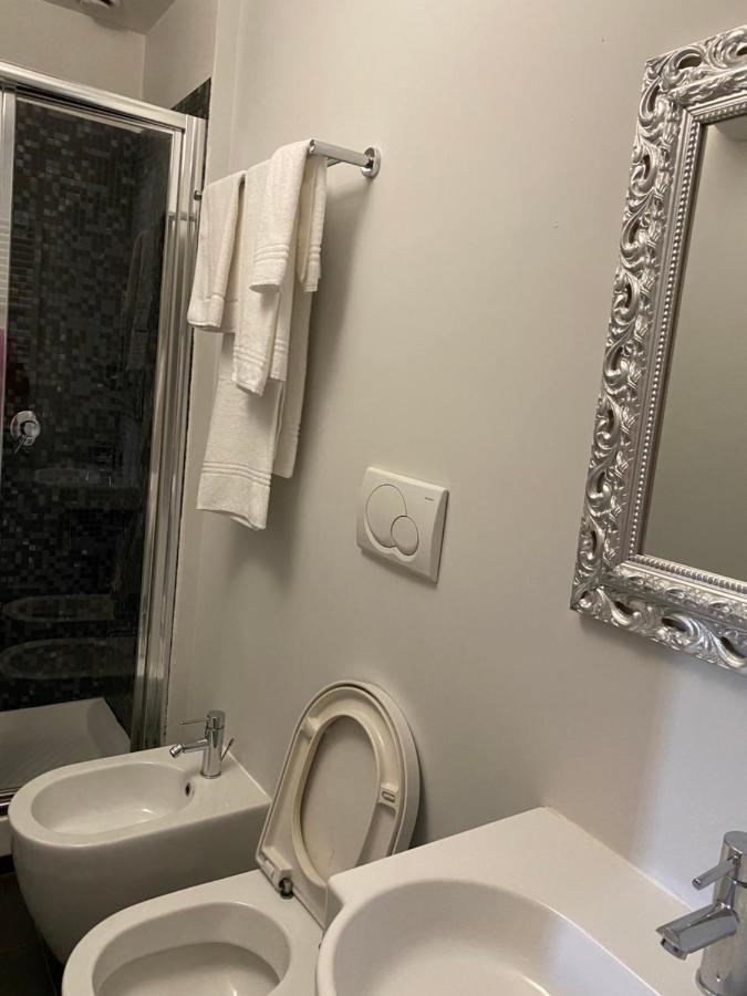Bed and Breakfast Relais La Fornarina Roma Esterno foto