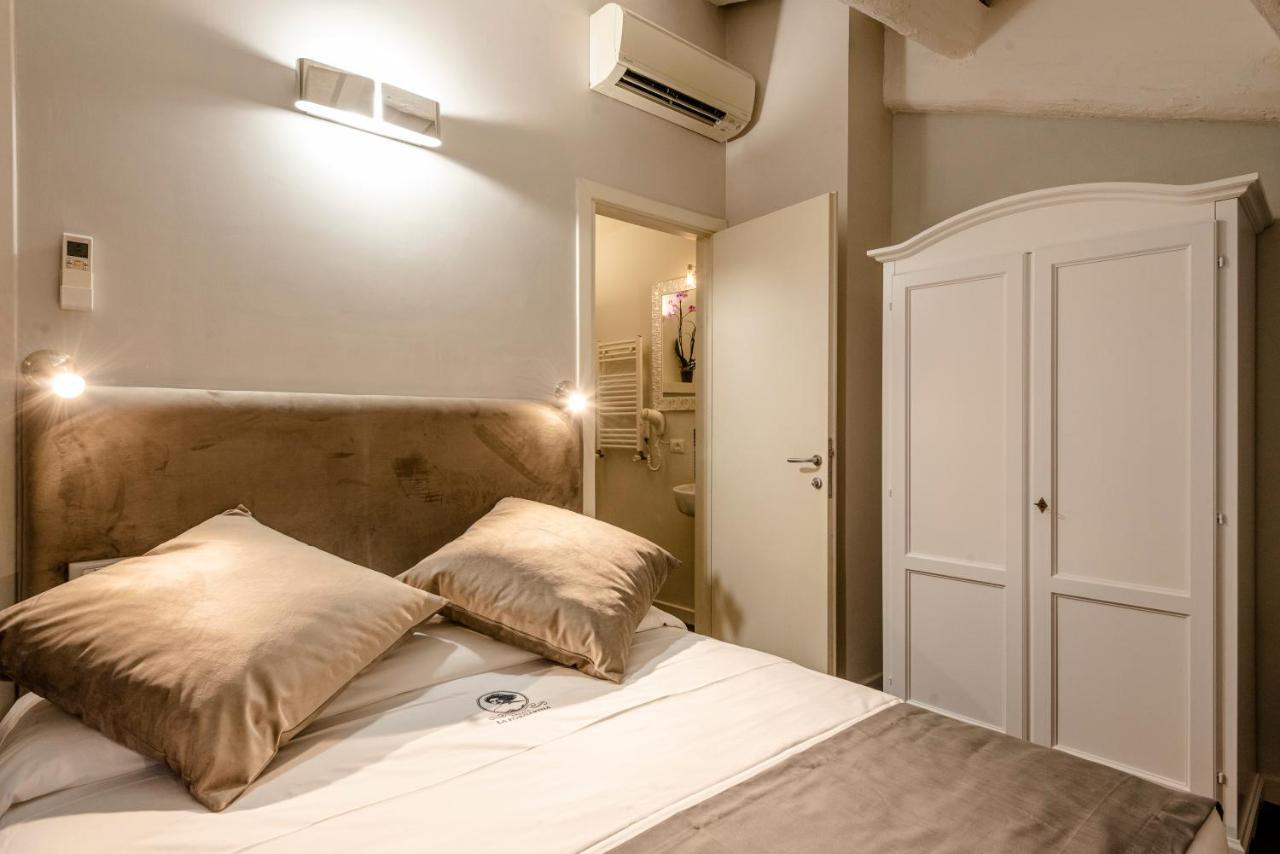 Bed and Breakfast Relais La Fornarina Roma Esterno foto